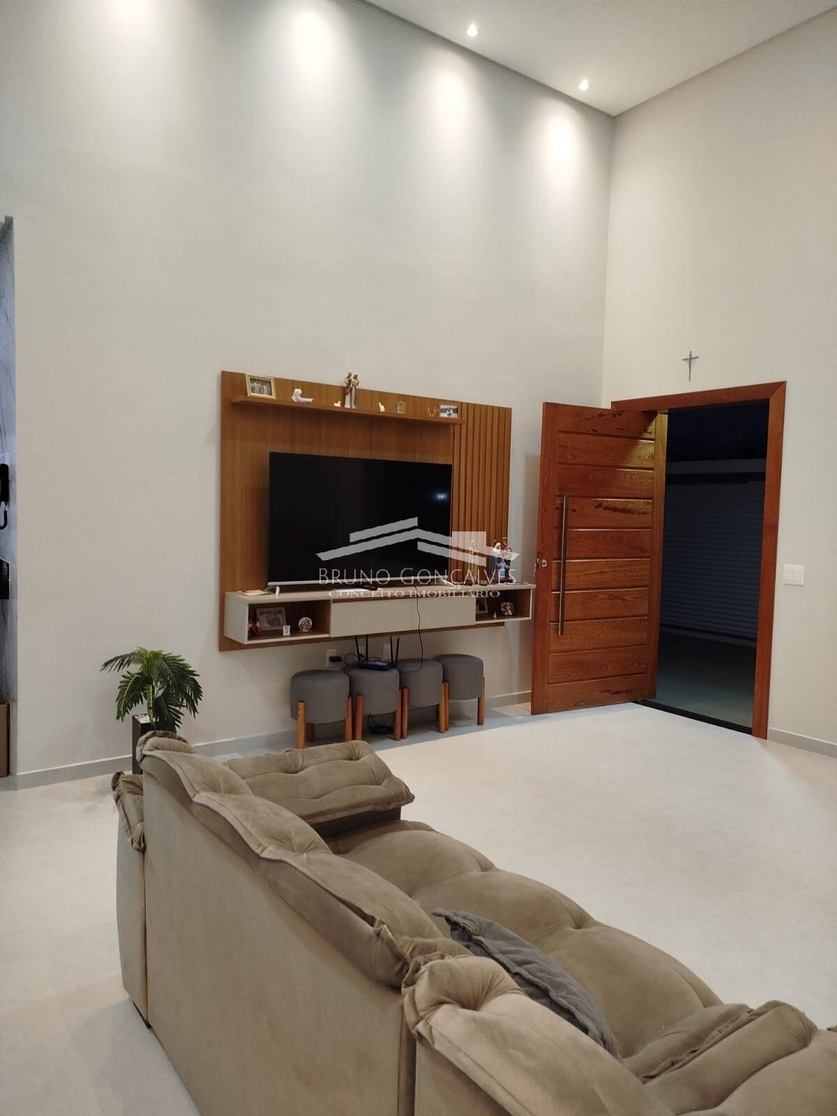Casa à venda com 3 quartos, 246m² - Foto 9