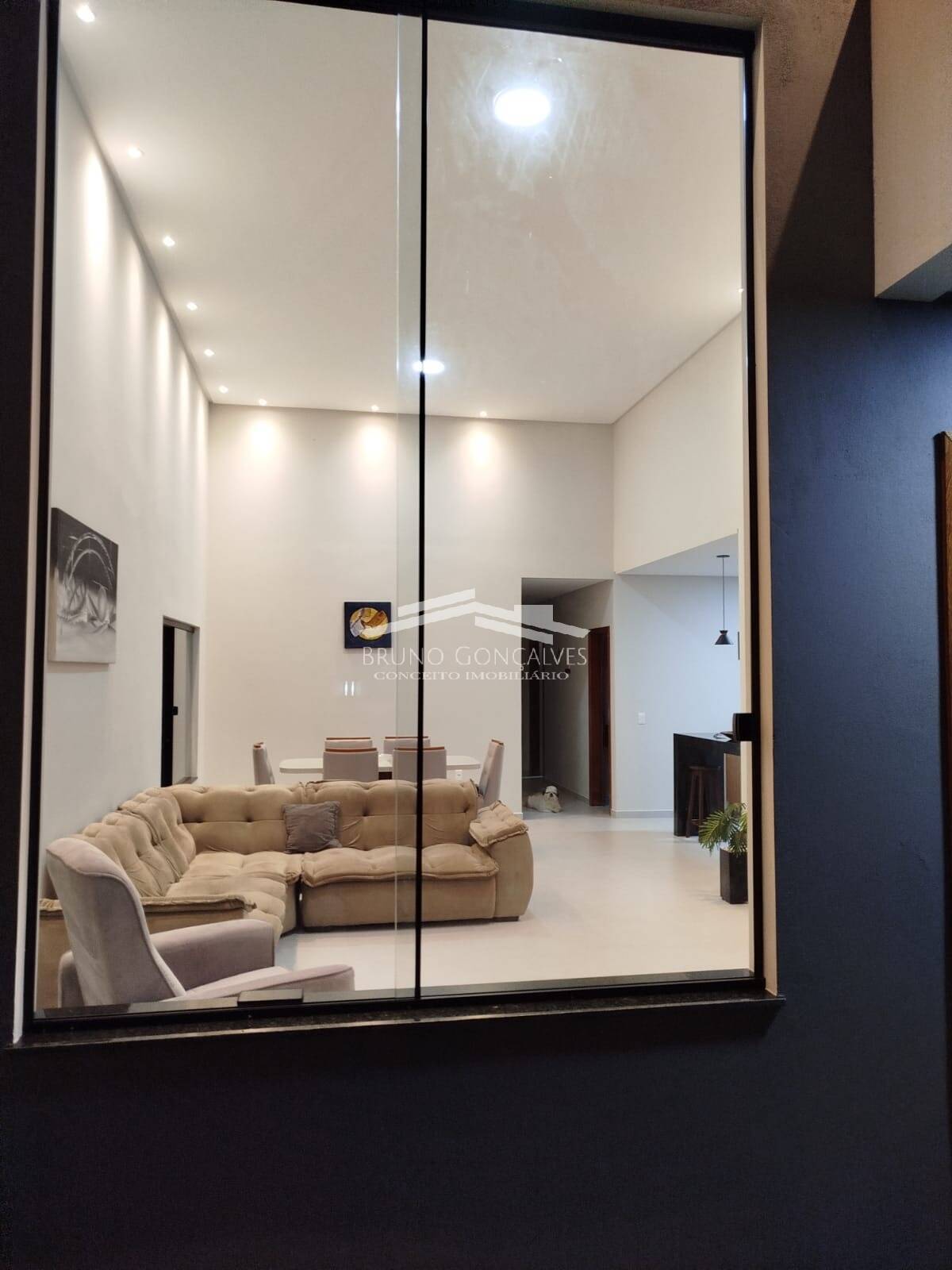 Casa à venda com 3 quartos, 246m² - Foto 7