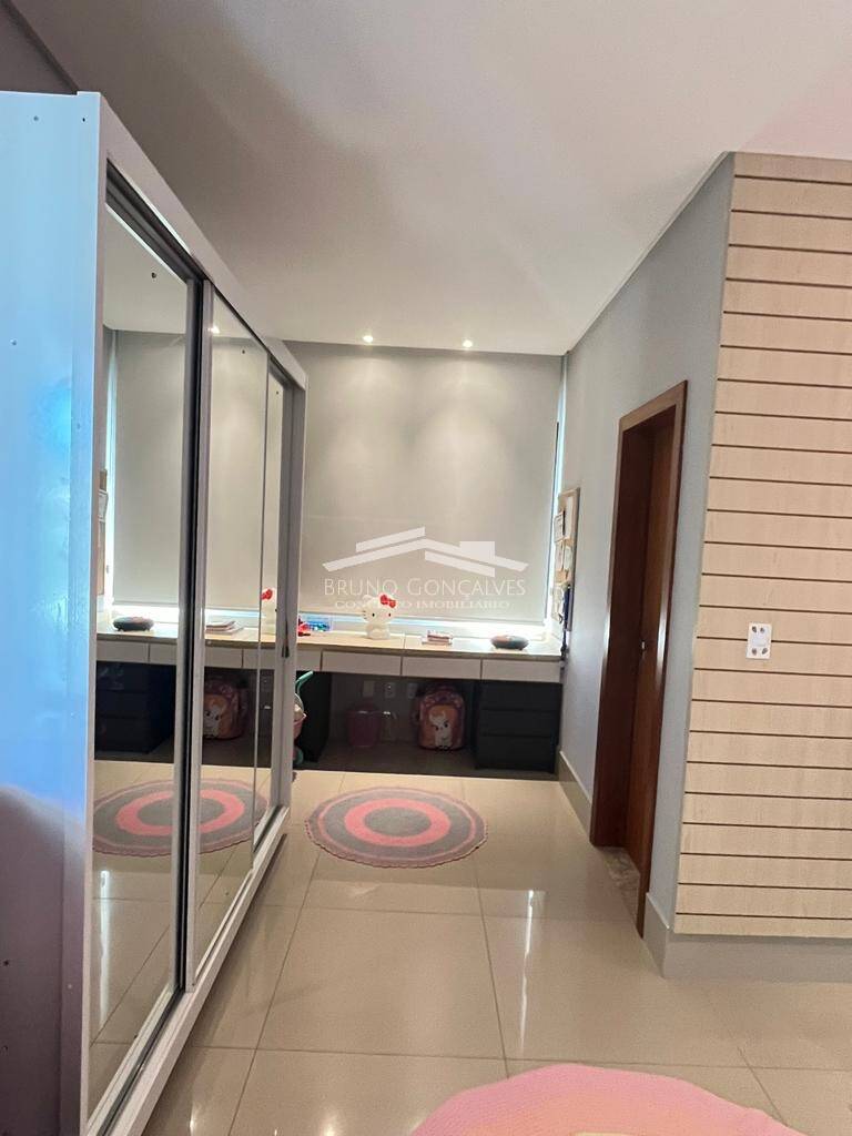 Casa à venda com 4 quartos, 800m² - Foto 11