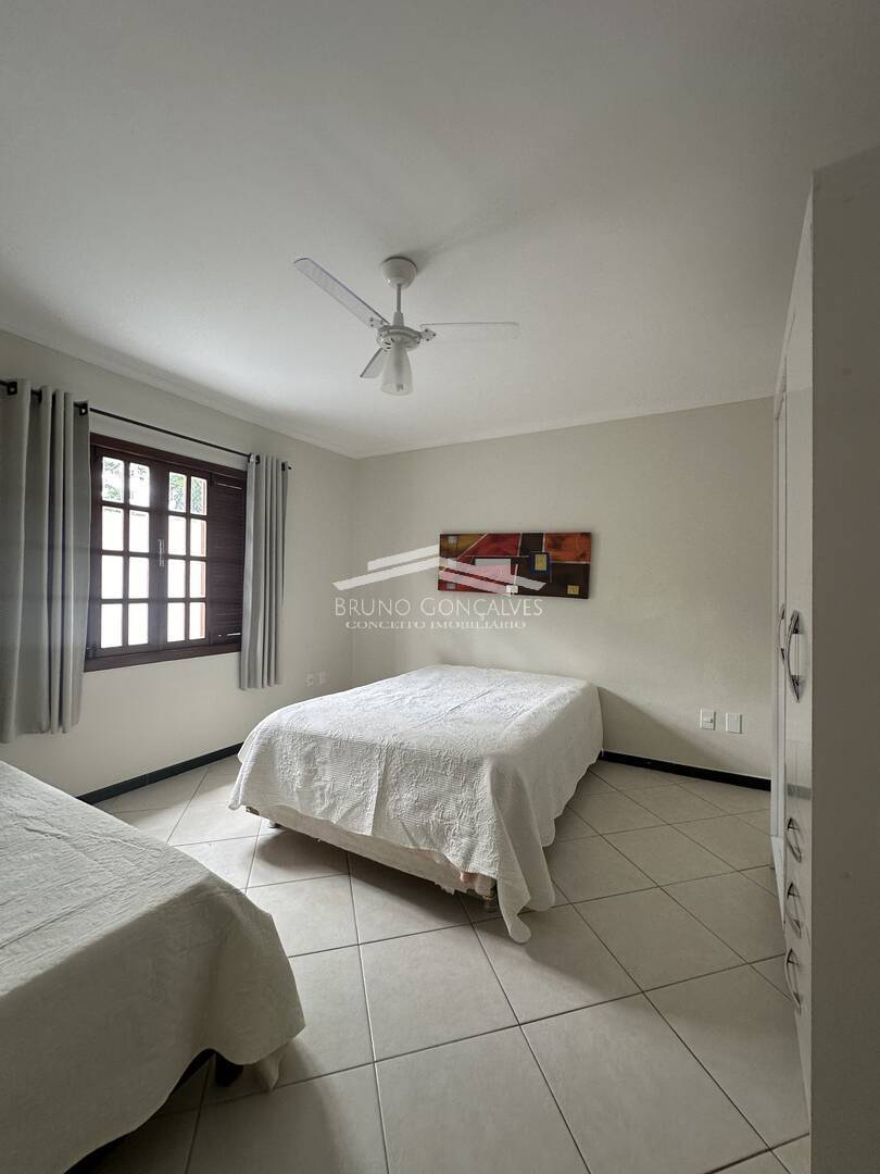 Casa à venda com 3 quartos, 611m² - Foto 14