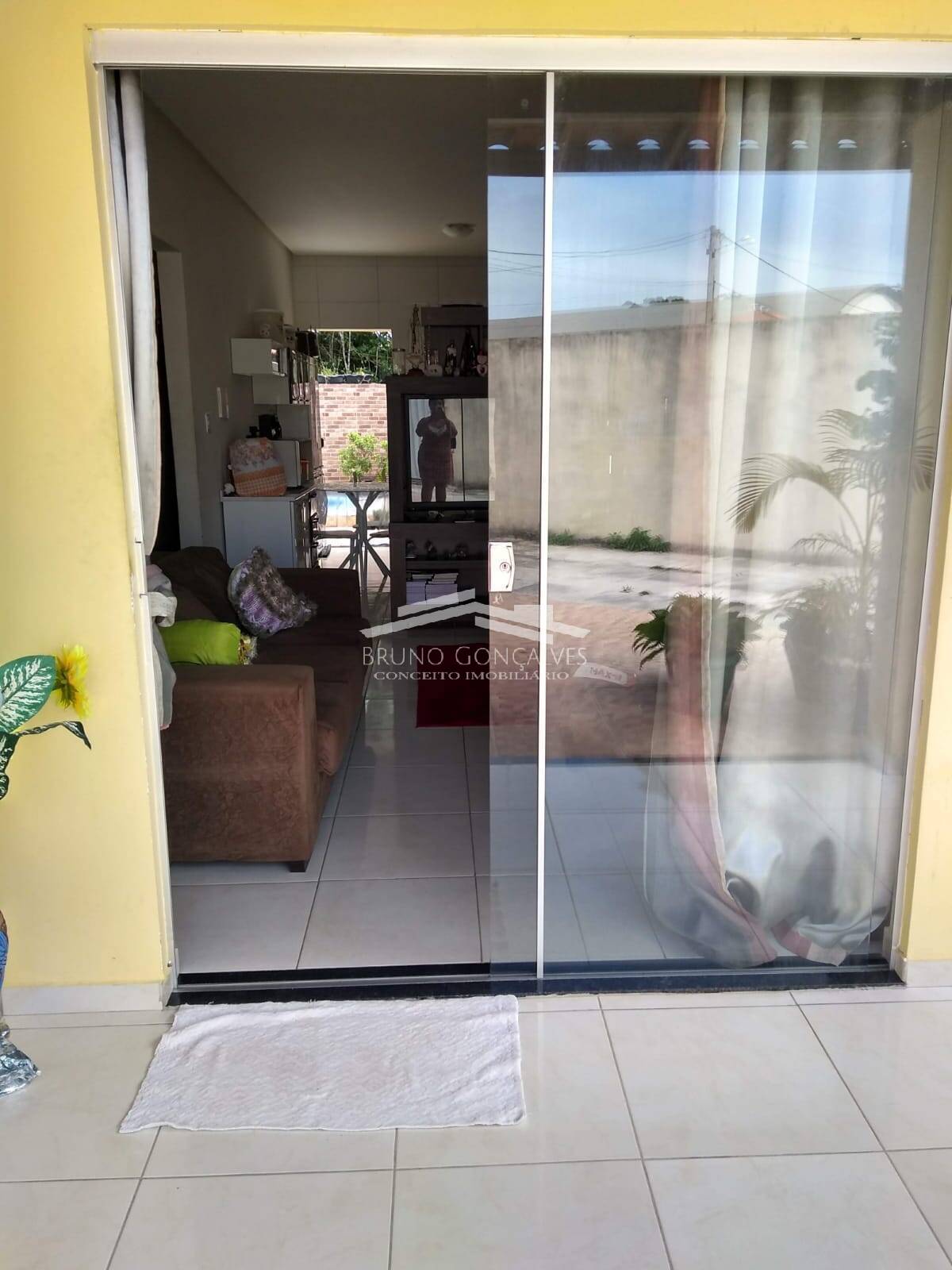 Casa à venda com 2 quartos, 78m² - Foto 3